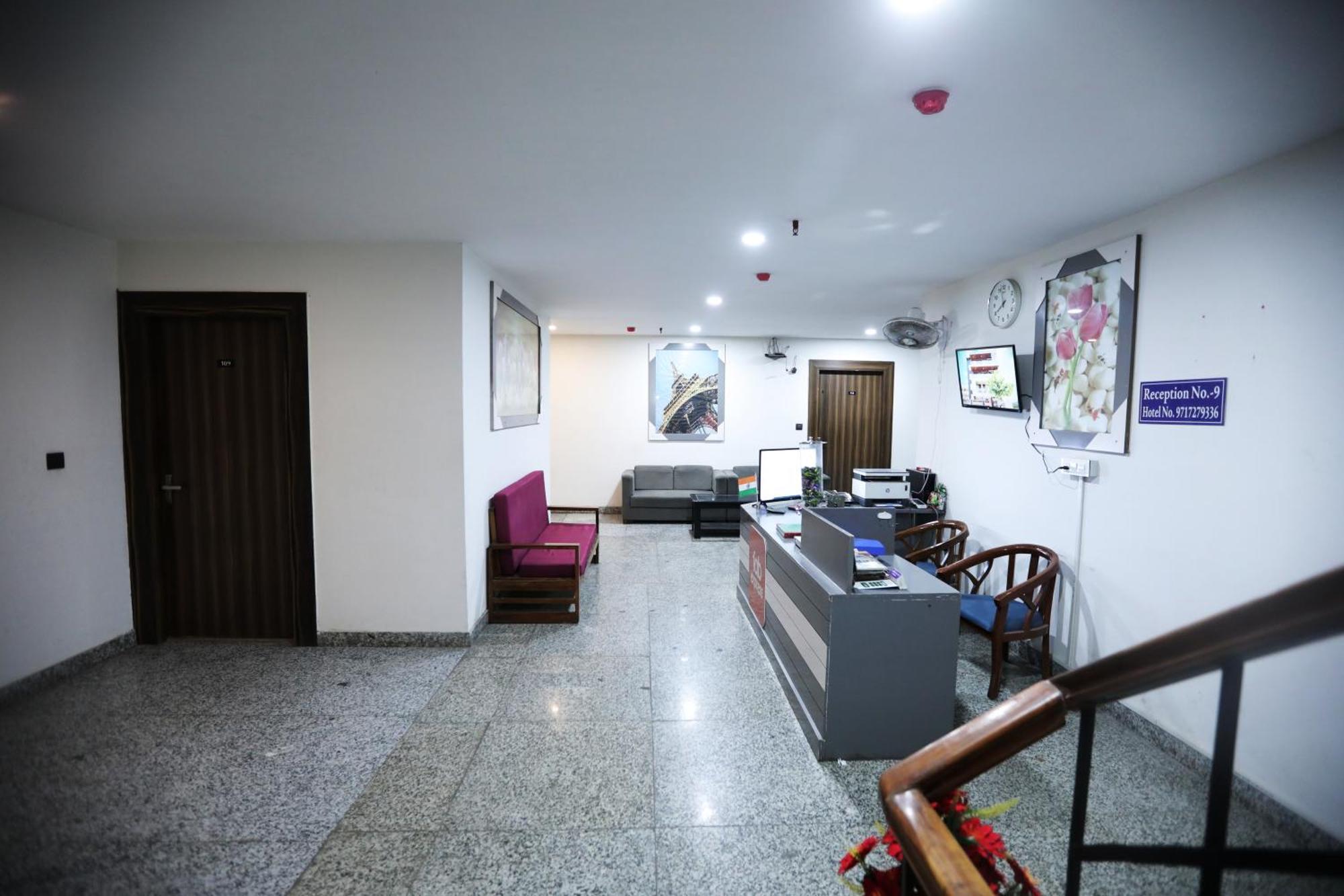 Hotel Noida Grand Sec 58 Exterior foto